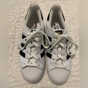 Adidas Super Star Tennis Shoe